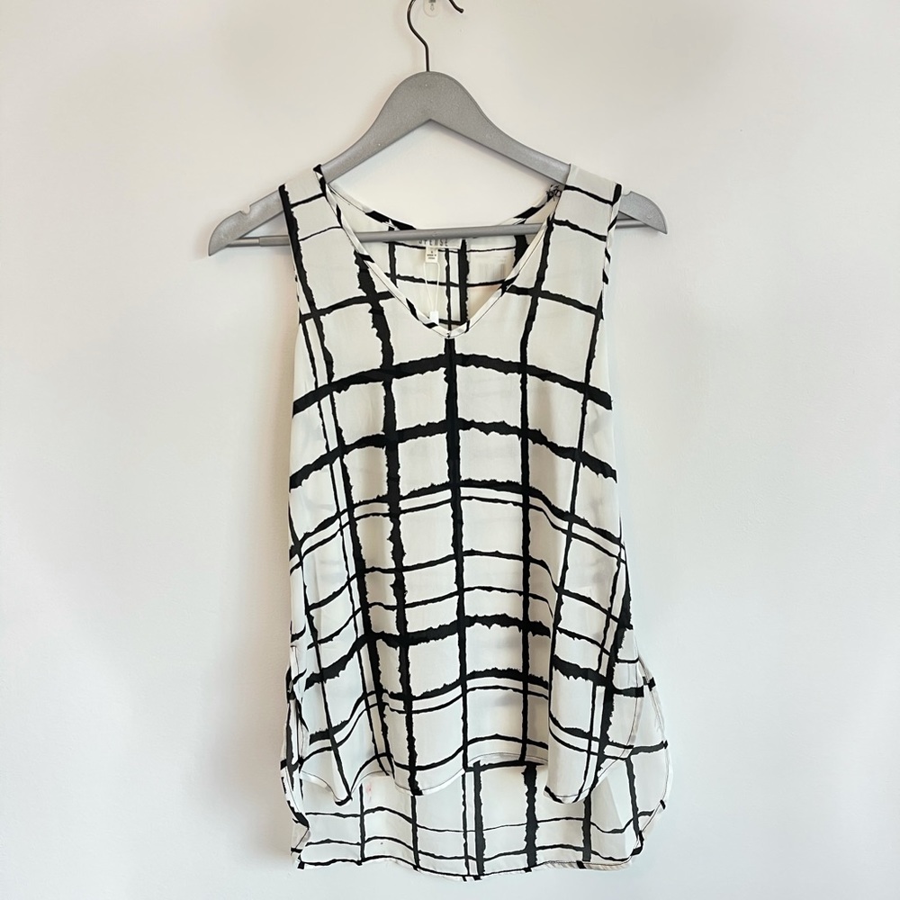 SPENSE Tank Top Black & White Grid Design